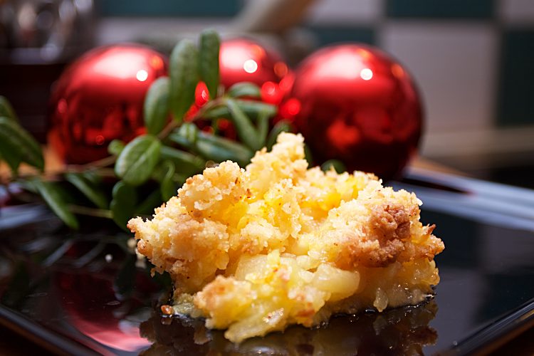 Äppelpaj i advent med juläpplen, cocos och saffran