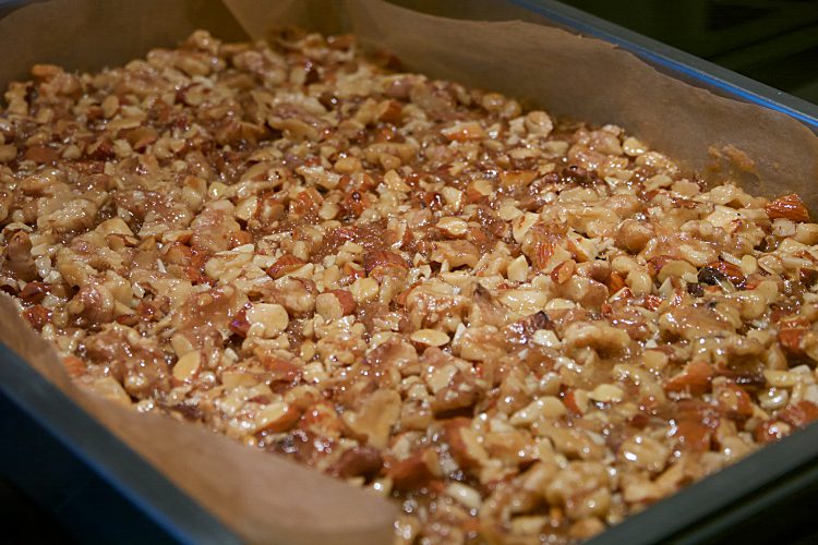 Toscarutor med valnötter och mandel