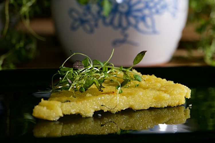 Polenta med parmesan och olivolja
