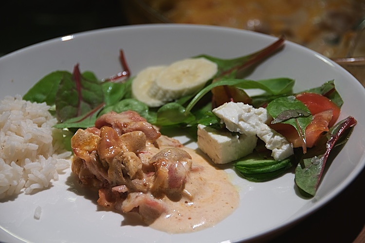 Färdiggrillad kyckling med bacon & chilisås i ugn, Flygande Jakob.