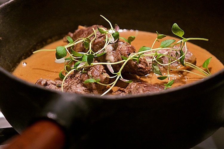 Nötrullader med smak av timjan, västerbottenost och äpple