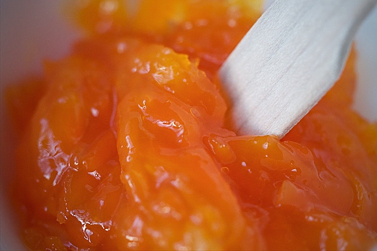 Morotsmarmelad med citron, apelsin och färsk ingefära