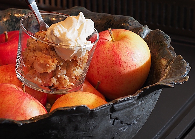 Äppelkaka med mandeltäcke