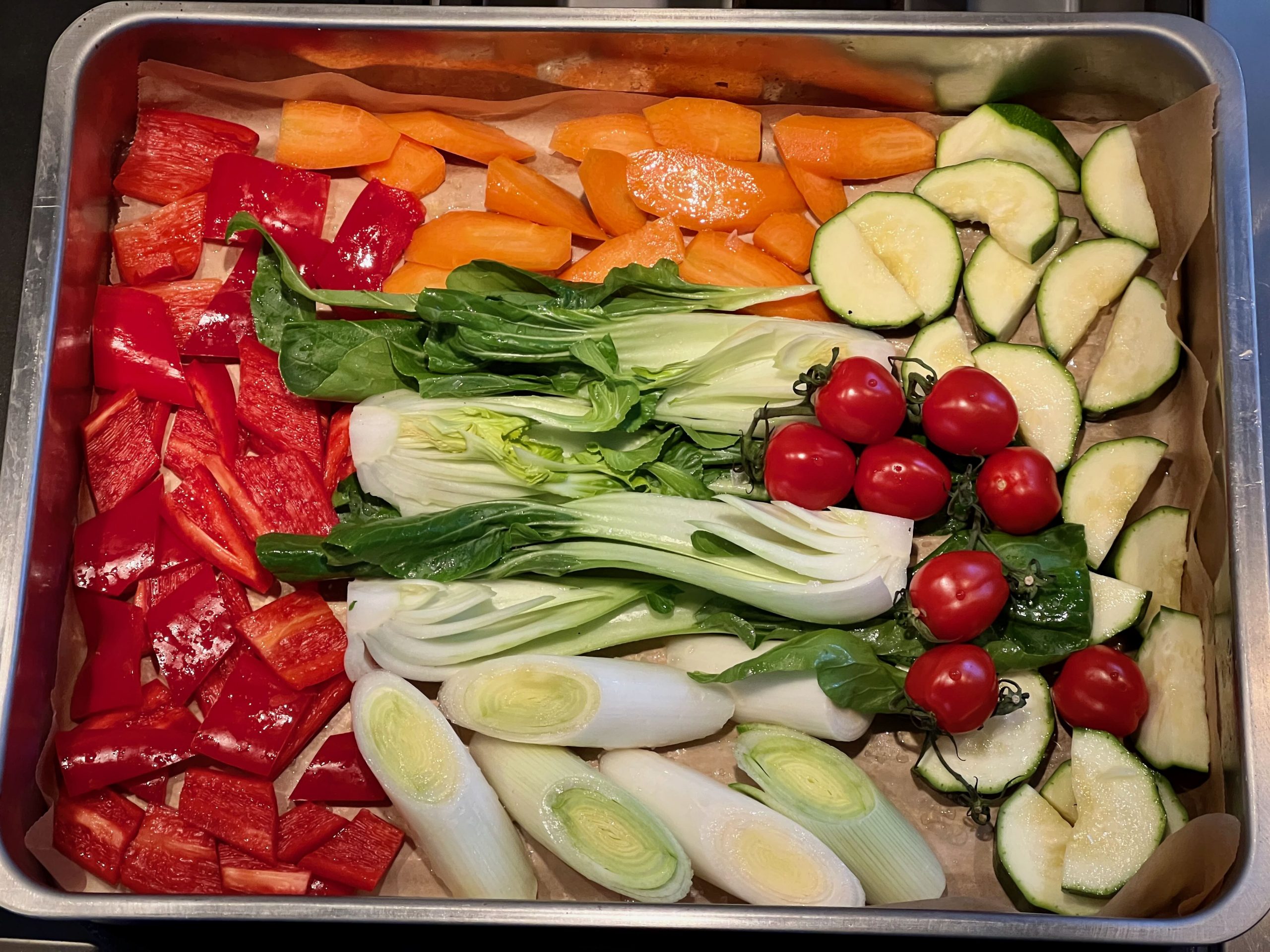 Ugnsrostade grönsaker och chilimajonäs