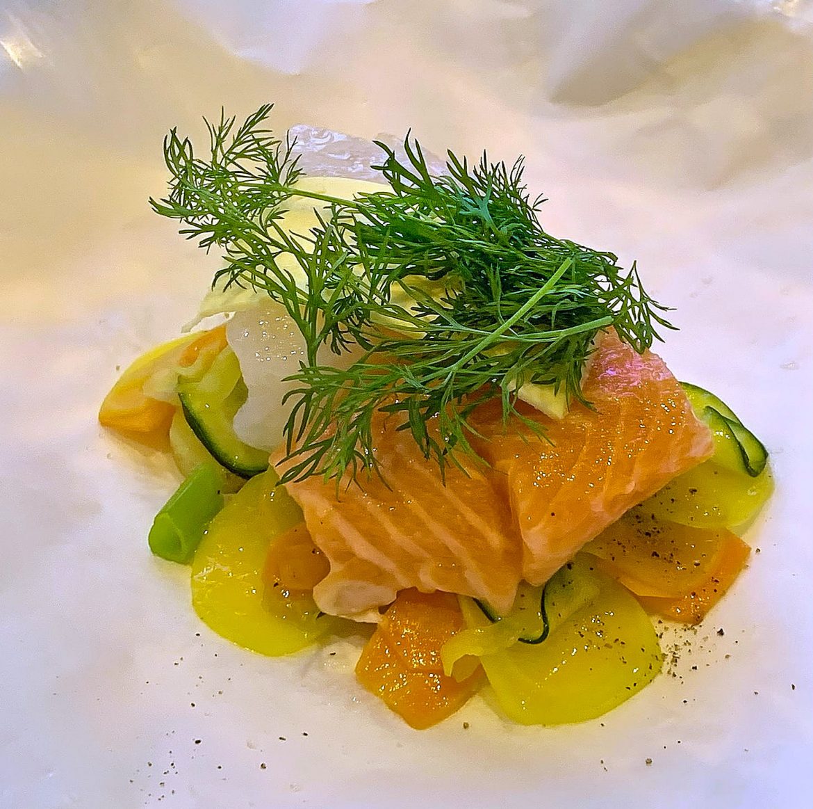 Fiskpaket med lax och torskrygg