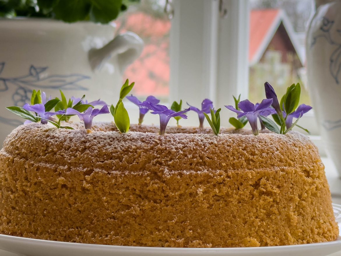 Sockerkaka med brynt smör